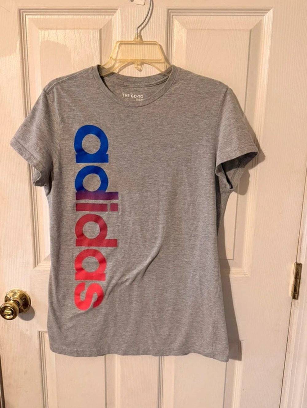 Adidas Cotton The Go-To Tee Gray Short Sleeve Graphic T-Shirt Ombre Rainbow